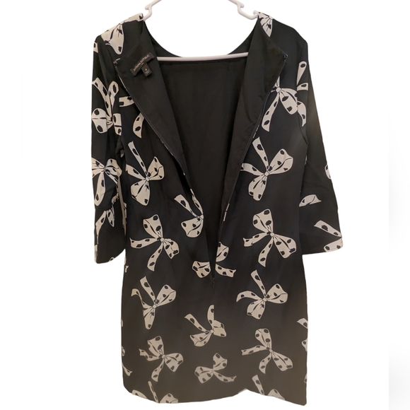 Banana Republic 🎀 Black Midi Dress White Bow Pattern Sz 8 - Picture 4 of 9